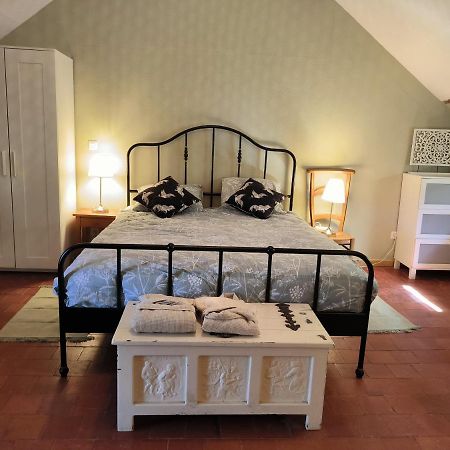 Chambres D'Hotes Montjouan Larochemillay Bagian luar foto