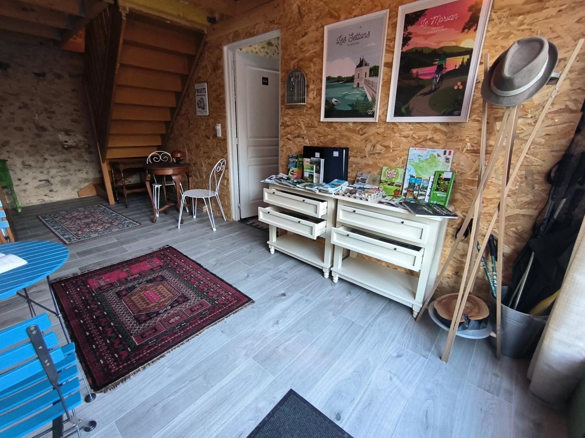 Chambres D'Hotes Montjouan Larochemillay Bagian luar foto