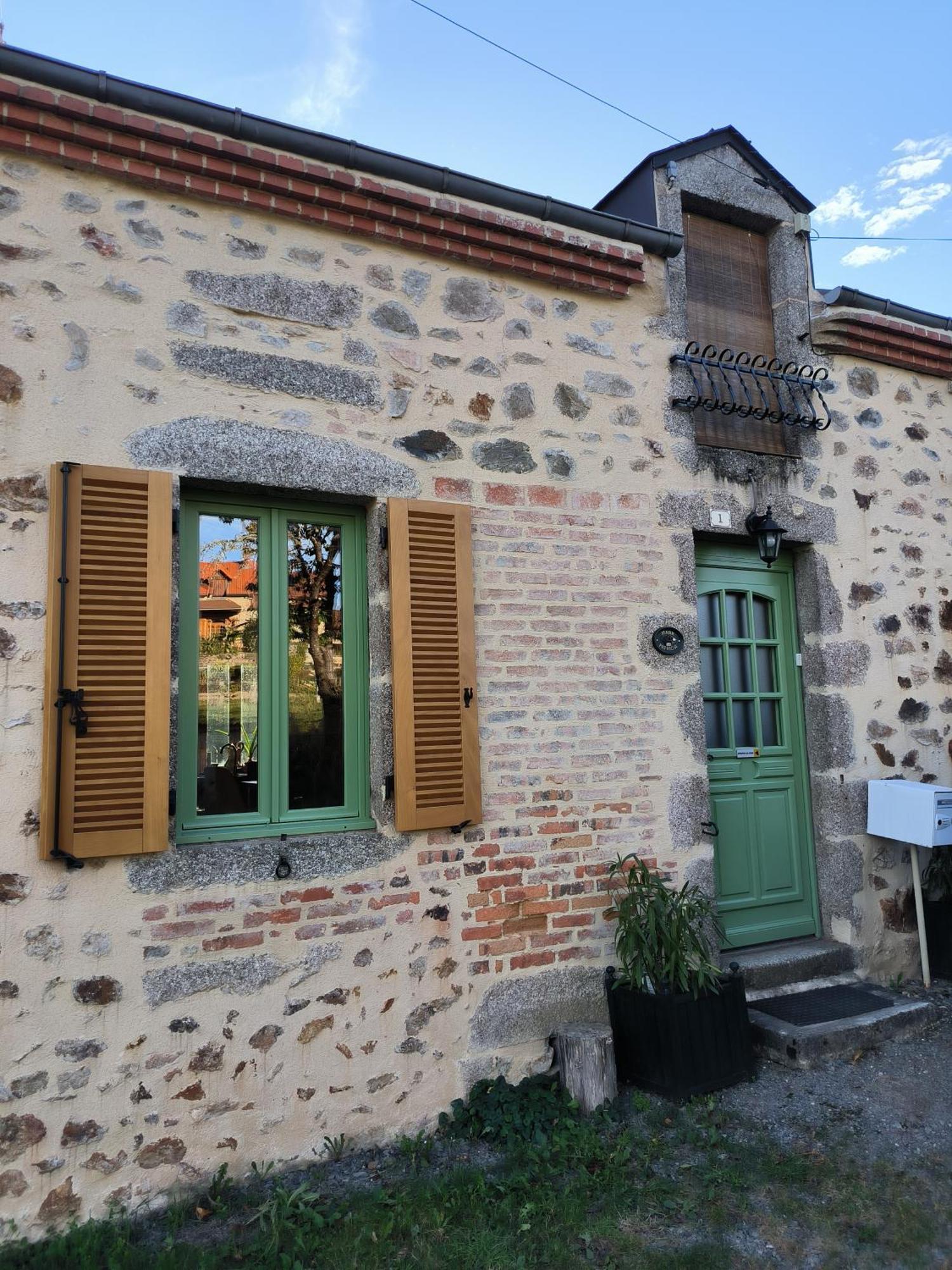 Chambres D'Hotes Montjouan Larochemillay Bagian luar foto